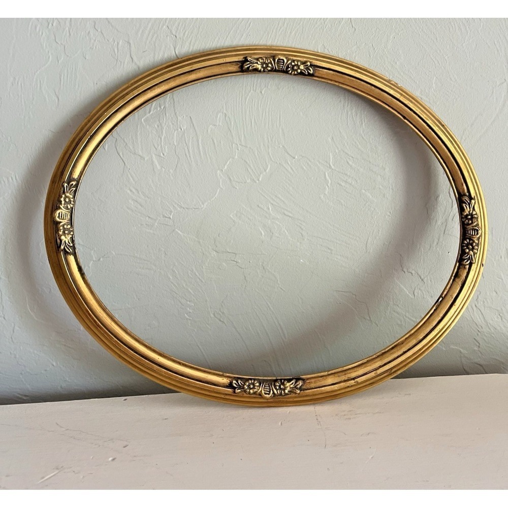 Vintage Gold Ornate Picture Frame Photo Wood Floral Intricate Gallery Wall 15x13
